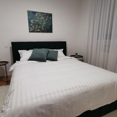 Family Apartment Tuzla Exterior foto